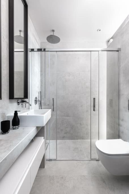 Deluxe Apartment In City Center, Steam Park Краків Екстер'єр фото